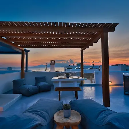 Apartment The Nine Graces -kora, 80m From Beach, Terrace And Jacuzzi *