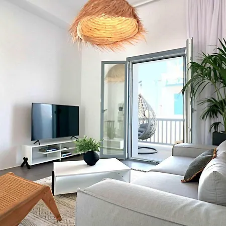 Apartamento The Nine Graces -kora, 80m From Beach, Terrace And Jacuzzi Agios Prokopios (Naxos)